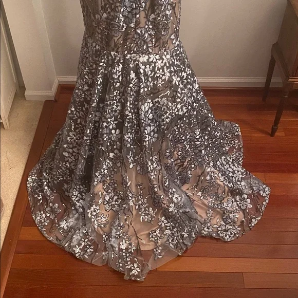 Jovani size 12 special occasion dress gorgeous worn once - Picture 7 of 13